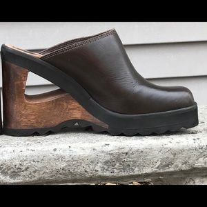 Vintage Candies Cut Out Wedged Heels Clogs!